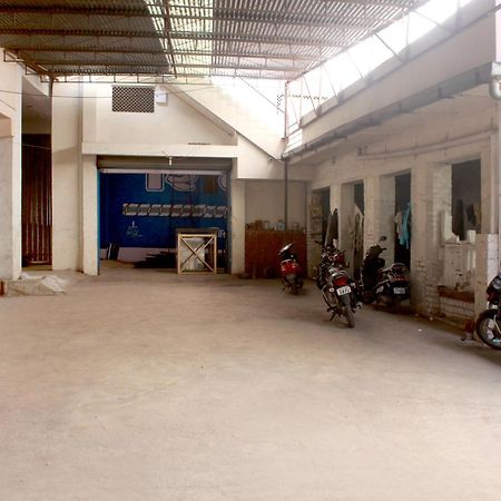 Perfect Homestay 乌贾因 外观 照片