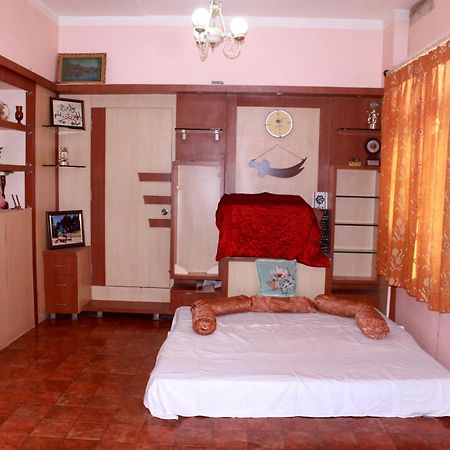 Perfect Homestay 乌贾因 外观 照片